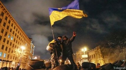 Азаров: В Украине происходит попытка государственного переворота