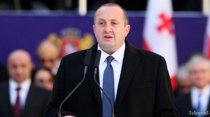 Президент Грузии помилует заключенных к празднику Пасхи