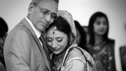 Отец и дочка в день свадьбы: снимки, которые вызывают слезы счастья (Фото)