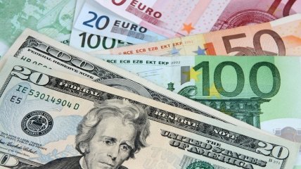 Курс доллара и евро может колебаться