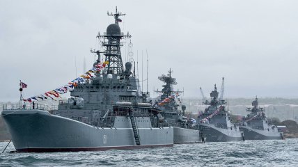 Российскому флоту находиться в Черном море смертельно опасно