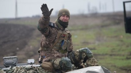 "Лучшие и несгибаемые!" Украинцы запустили трогательный флешмоб в поддержку военных