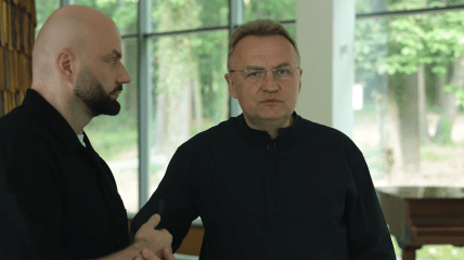 Андрей Садовой рассказал, когда самолеты будут летать со Львова
