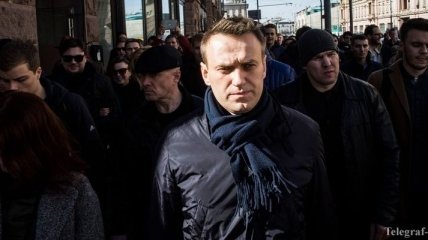 Навальный подает в суд на Путина