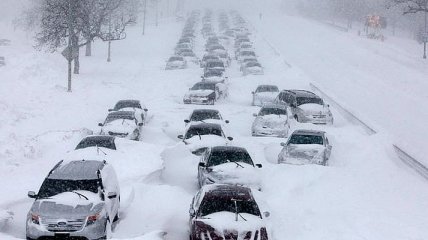 Снегопад в Японии: 15 погибших, более 200 раненых