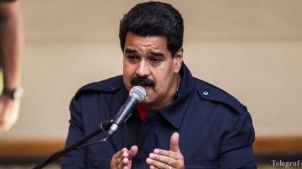 Мадуро объявил чрезвычайное положение на границе с Колумбией