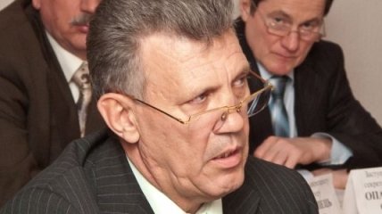 Кивалов получил от Януковича премию и 200 тысяч гривен