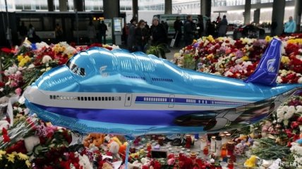 Четвертый самолет МЧС РФ доставил в Петербург останки жертв А321