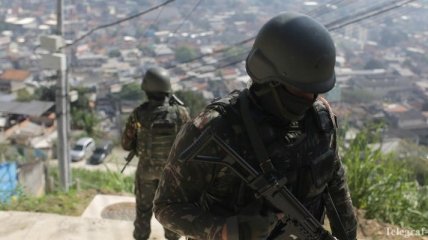 В Рио-де-Жанейро солдаты провели операцию против наркобизнеса, погибли 12 человек