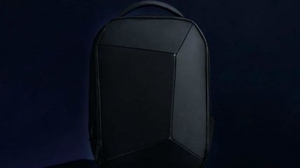 Xiaomi презентовали "игровой" рюкзак Mi Geek Shoulder Bag 