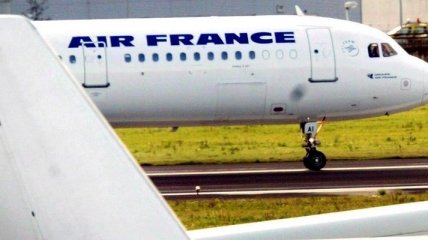 Более 100 внутренних рейсов "Эр Франс" отменены во Франции