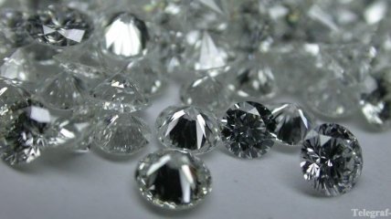 Индийские ювелиры отмечают рост спроса на бриллианты 
