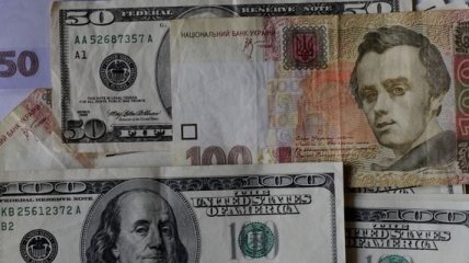 Что будет с долларом и евро после выходных: НБУ укрепил гривню