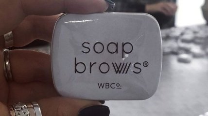 Новий тренд у сфері б'юті індустрії — Soap Brows