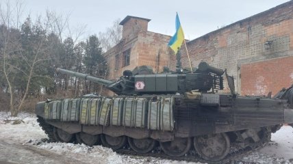 Захваченный в Роменском районе российский танк