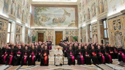 Понтифик призвал послов отказаться от буржуазного образа жизни
