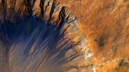 NASA заинтересованы загадочными волнами на поверхности Марса