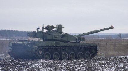 Новые украинские танки "Оплот" сняли в необычном ракурсе (Видео)