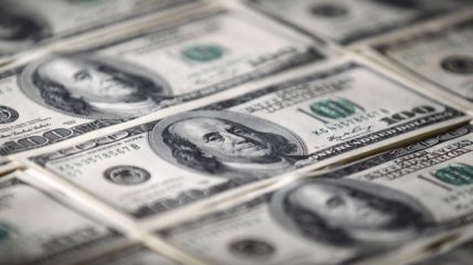 НБУ продал на валютном аукционе 10,9 млн долл.