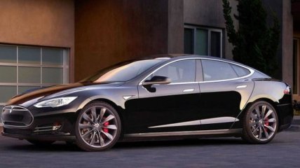 Tesla планирует обновить Model S