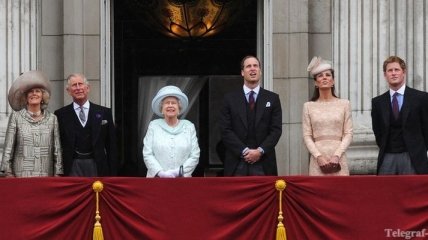 Королевская семья просит не публиковать фотографии принца Гарри