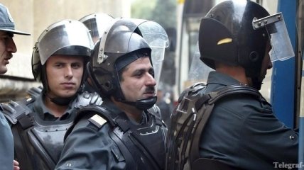 Участники акции протеста в Баку ранили 10 полицейских