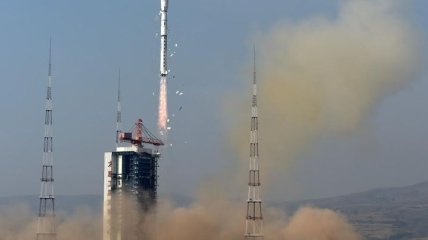 Китай успешно выпустил спутник для исследования поверхности Земли  