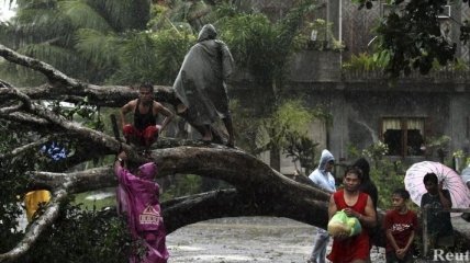 Тайфун "Бофа" движется на Китай