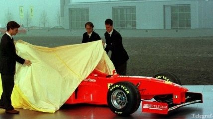 На аукционе продали Ferrari F300 Михаэля Шумахера