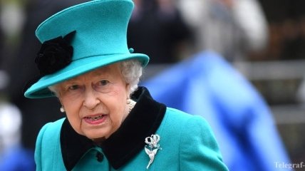 Королева Британии Елизавета II сделала скрытое послание из-за споров по Brexit
