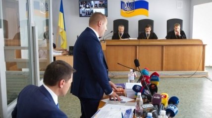 Бывший охранник Януковича рассказал в суде о "нападениях" на кортеж