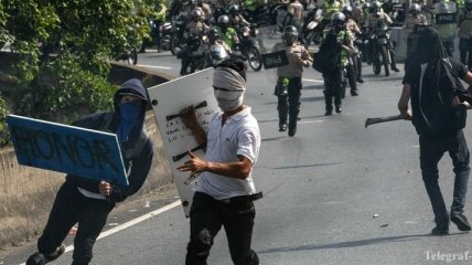 Протесты в Венесуэле: число жертв растет