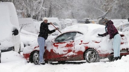В Румынии снежный коллапс, ураган и минус 20