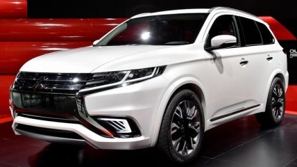 Mitsubishi начинает продажи нового Outlander PHEV