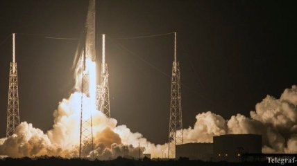 Ракета Falcon 9 взорвалась на стартовом комплексе космодрома 