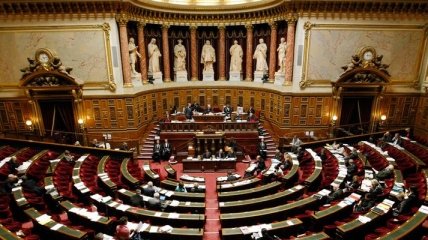 Во Франции проходят выборы в Сенат