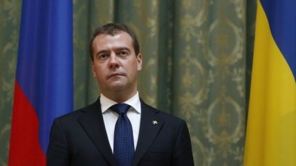 Что подарят Медведеву на день рождения?