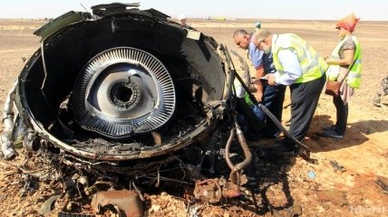На месте катастрофы A321 обнаружили 12 крупных обломков фюзеляжа