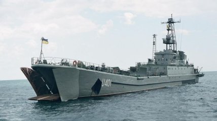 В порт Одессы прибыл выведенный из Крыма корабль ВМС Украины