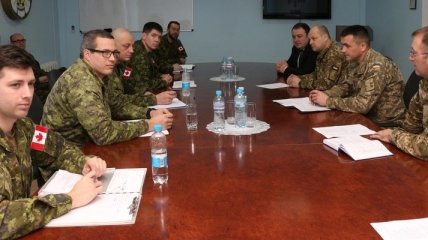 На Хмельниччине состоялась встреча с военнослужащими Канады