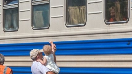 "Укрзализныця" назначила 13 дополнительных поездов на лето