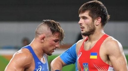 Украинский борец стал серебряным призером соревнований в Казахстане