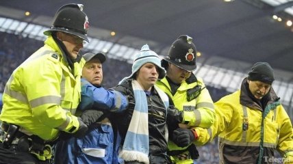 Полиция Манчестера задержала девятерых футбольных болельщиков