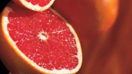 Диетологи рассказали о полезных и вредных свойствах грейпфрутов