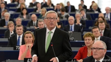 Европарламент проголосует за вотум доверия Юнкеру