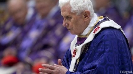 Папа Римский Бенедикт XVI вернулся в Ватикан