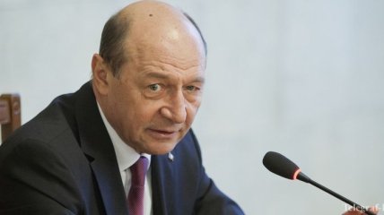 Экс-президент Румынии принял гражданство Молдовы