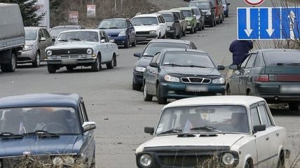 ГПСУ: На границе с Польшей в очередях стоят 800 автомобилей