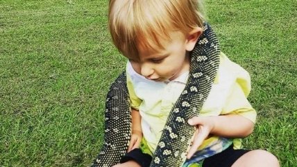2-летний заклинатель змей из Австралии стал "звездой" интернета (Фото)