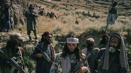 Китай налаживает связи с Талибаном: как на это реагирует западная пресса